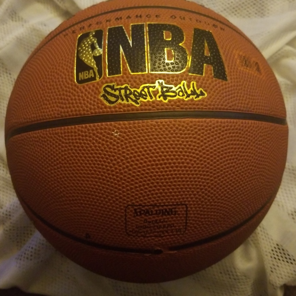 Basketball - Picture 2 of 3